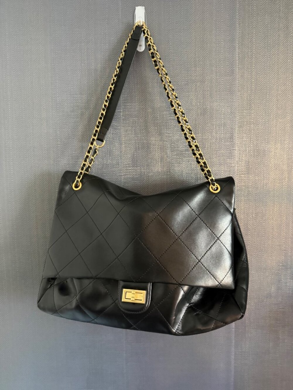 Quilted Black Faux Leather Chain Strap Shoulder Bag With Gold-Tone Turn Lock Clo